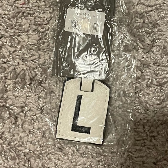 NWT “K•Carroll” Bag Tag Monogram Letter “L” White Bag Tag with “Black” Letter - Picture 2 of 4